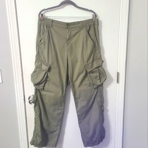 H&M Divied Army Green 5 pocket Cargo pants! Size 12